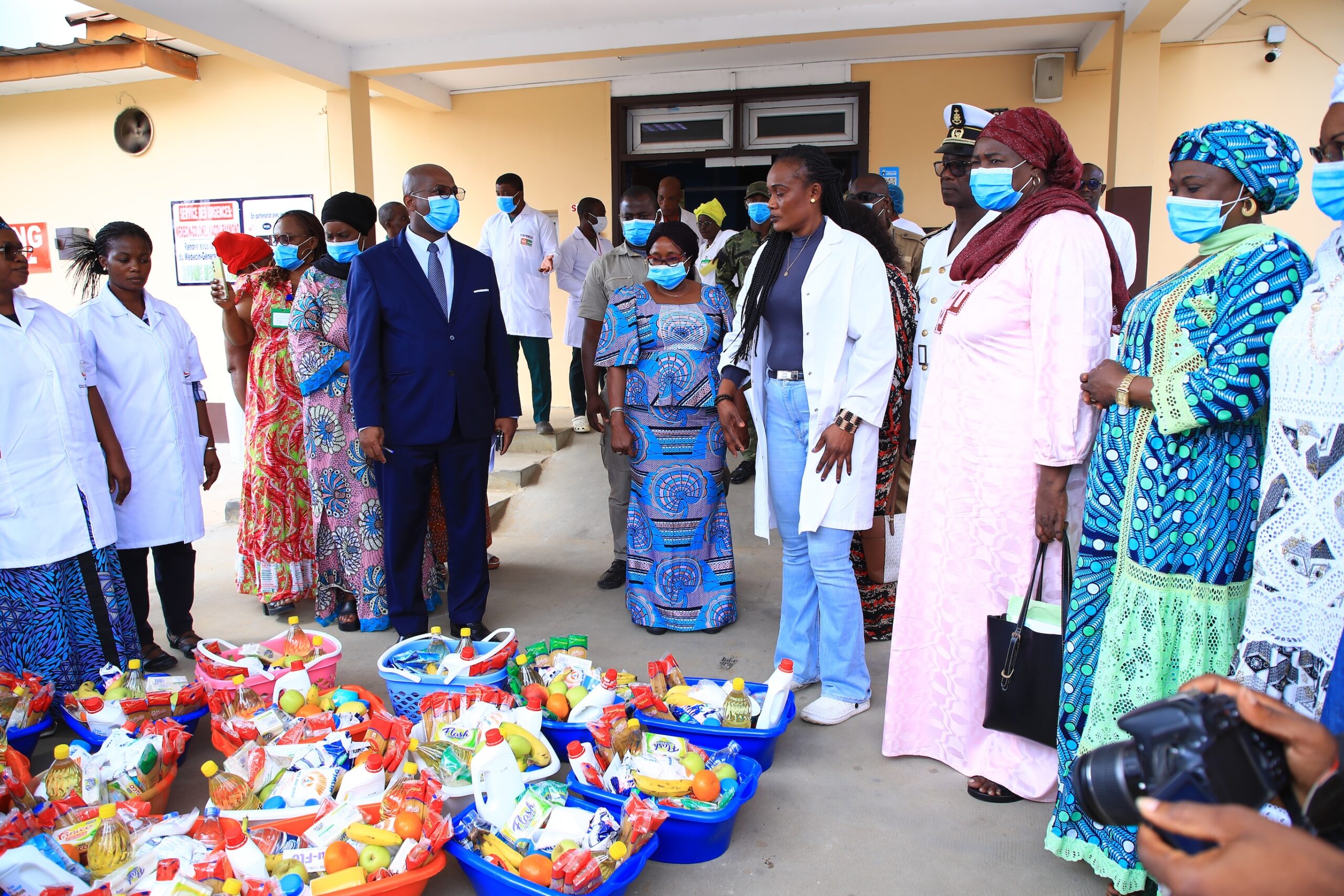 Visite à l’hôpital militaire d’abidjan